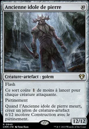 Ancienne idole de pierre