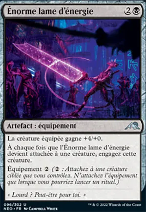 Énorme lame d'énergie