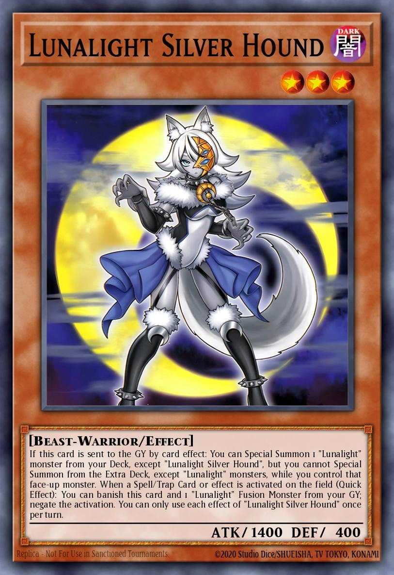 Chienne de Meute Argentée de Clair de Lune